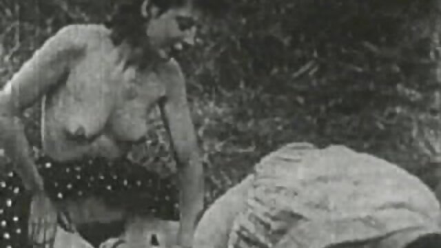 Kokybiškas :  Paauglys čiulpia gaidį Seksualu video 